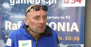 Denis Urubko opuścił bazę i samotnie ruszył na szczyt.