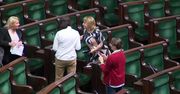 “Niech się cieszą, a później do pracy”. Nowi posłowie przechodzą szkolenie z pracy w Sejmie