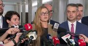“Emerytura minimalna dla każdego 1,6 tys. zł i maksymalna 15,6 tys. zł”. Lewica składa własny projekt dot. likwidacji 30-krotności ZUS