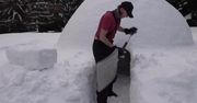Stolarz z Kowar zdecydował się zbudować… igloo