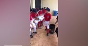 Żaden trener i kapitan nie powstydziłby się takiej przemowy. Członek drużyny baseballowej do lat 10 zmotywował kolegów do walki