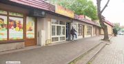Pijana staranowała witrynę sklepu samochodem i ukradła wódkę. Usłyszała zarzuty