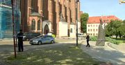 Zarzut usiłowania zabójstwa usłyszał mężczyzna, który zaatakował księdza przed kościołem we Wrocławiu