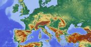 Poniedziałek umiarkowanie ciepły i miejscami deszczowy.