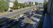 Paraliż komunikacyjny na południu Warszawy. Autobus zderzył się z ciężarówką w Wilanowie