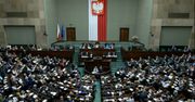Nie chcesz spotkać polityka na wakacjach? Zobacz, gdzie urlopy spędzą posłowie