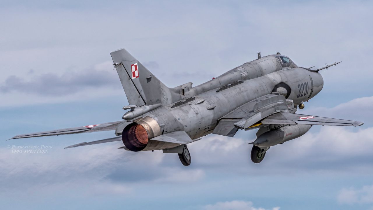 Nad Piłą znów będą latać samoloty – Przelot Su-22