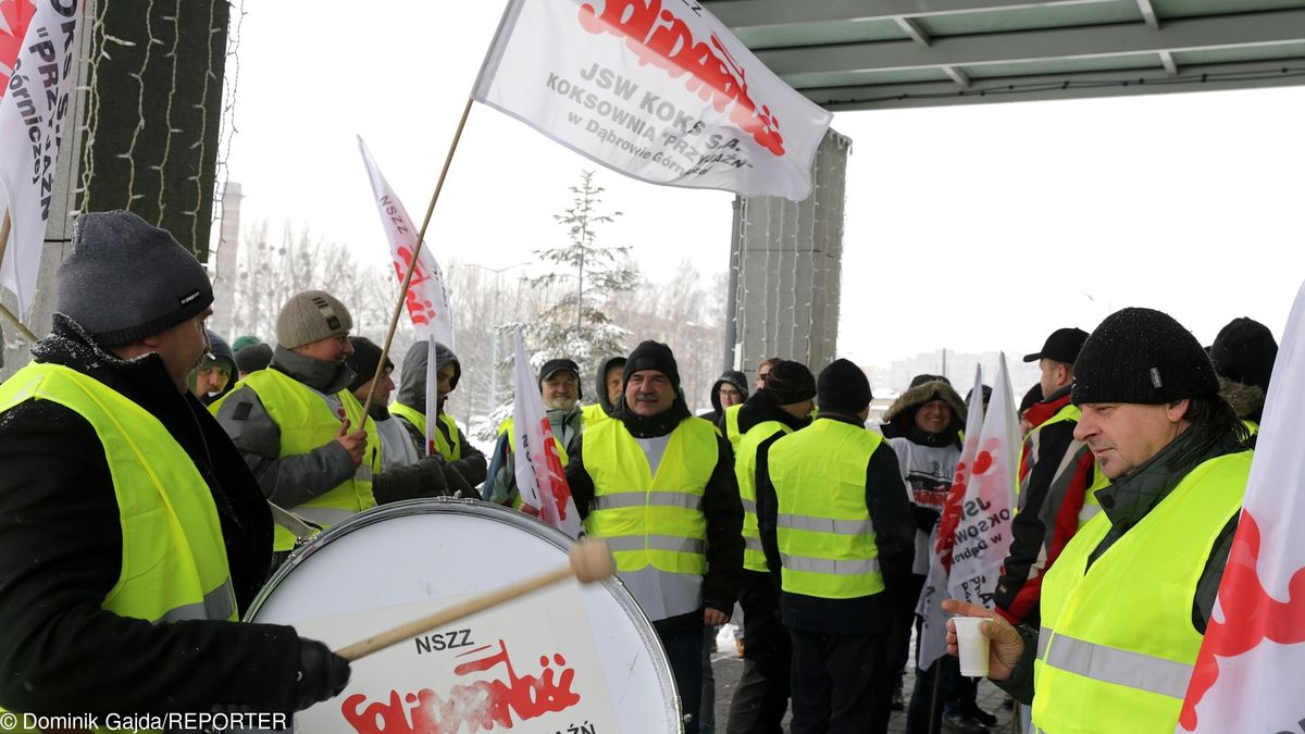 Związkowcy w miniony czwartek pikietowali pod siedzibą spółki w obronie prezesa Daniela Ozona. W poniedziałek napisali list do premiera