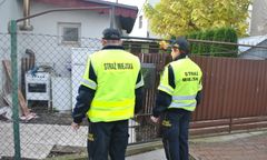 Ruszają zmasowane kontrole prywatnych nieruchomości. Strażnicy miejscy przetrzepią nawet śmieci na podwórku