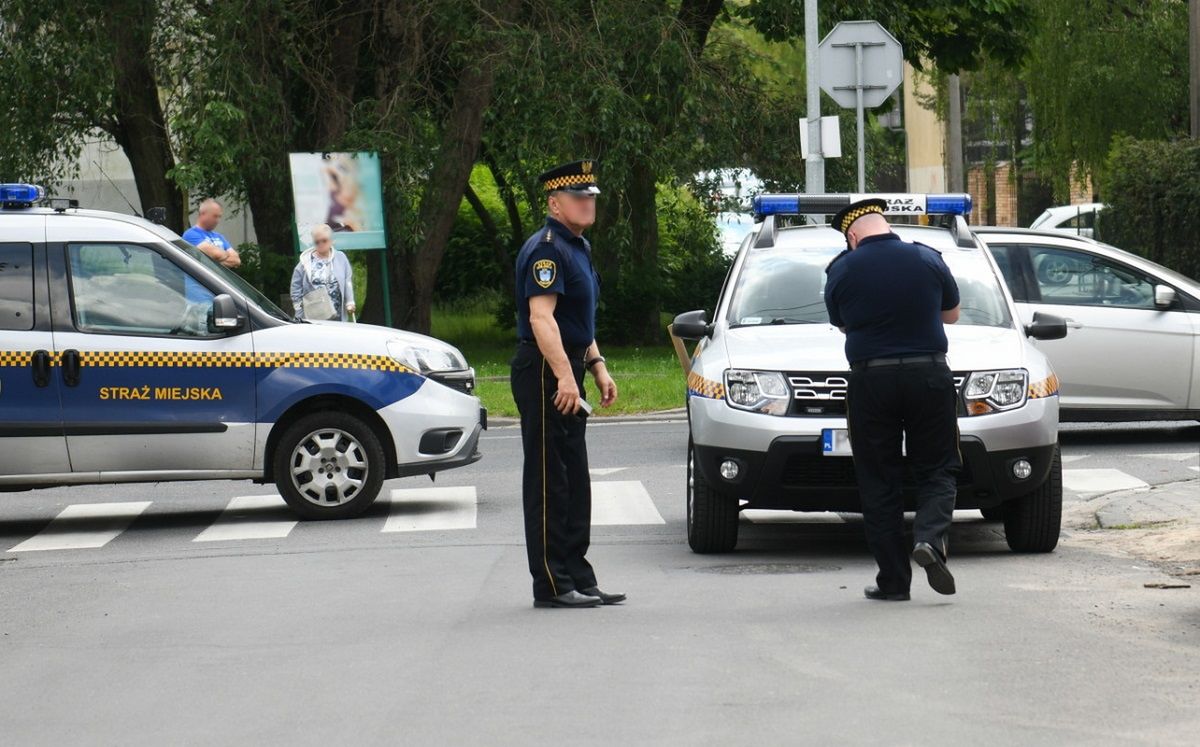 Świdnica. Straż miejska w kościele. Kolejny ksiądz wzywa mundurowych