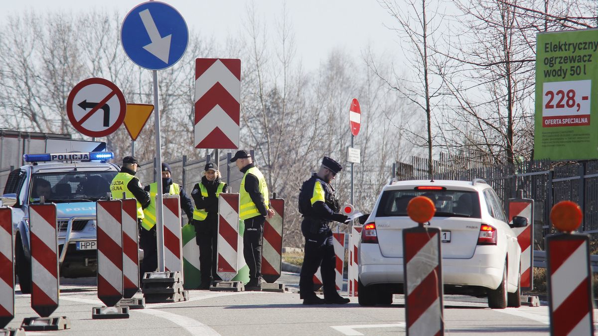 17 marca Unia Europejska podjęła decyzję o zamknięciu granic zewnętrznych.