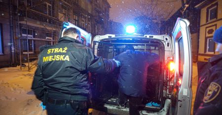 Sześć osób zmarło z wychłodzenia. "Nie bądź obojętny"