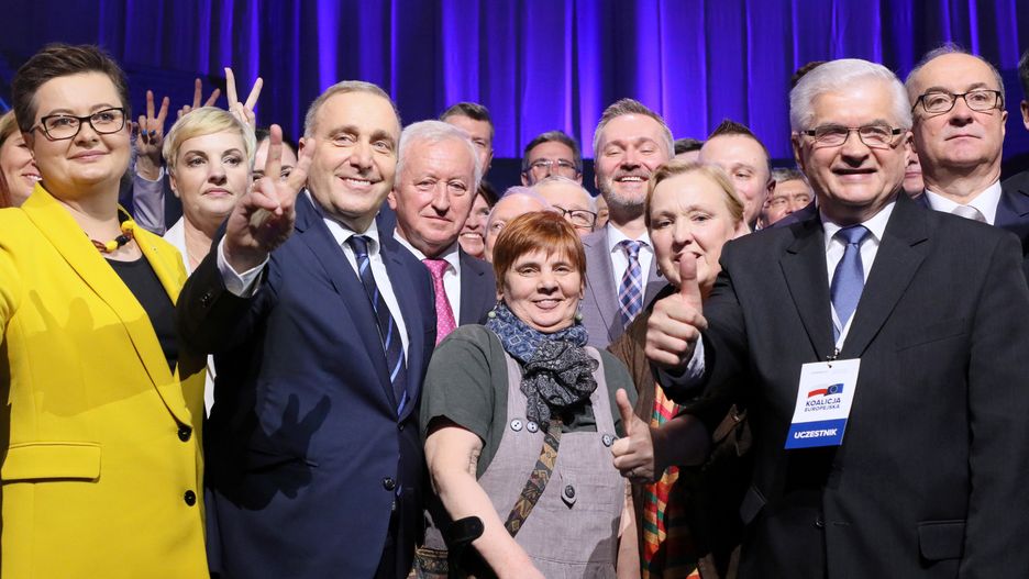Janina Ochojska z politykami Koalicji Europejskiej.