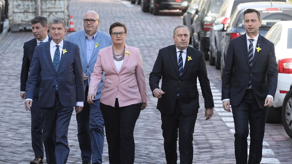 Strajk nauczycieli. Koalicja Europejska jest na "nie" ws. okrągłego stołu.
