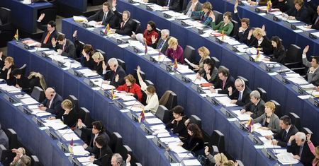 Zmiana czasu. Europosłowie za zniesieniem w 2021 r.