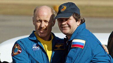 Amerykanin Kenneth Bowersox i Rosjanin Nikołaj Budarin