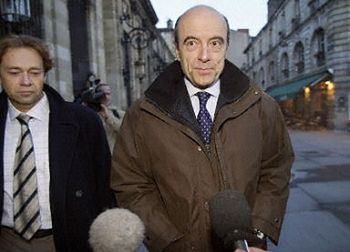 Chirac zarządził dochodzenie w sprawie nękania sędziów Juppego