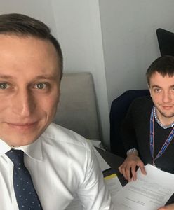 Skąd poseł Brejza wyciąga te wszystkie afery na PiS? Śledczą robotę odwala student