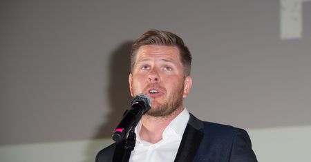 Filip Chajzer udawał atak paniki. Spłynęła na niego fala hejtu