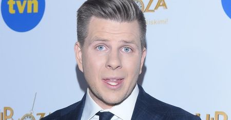 Filip Chajzer ze święconką. Internauci komentują strój dziennikarza