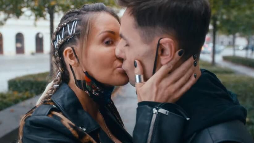 Małgorzata Rozenek w filmie Patryka Vegi
