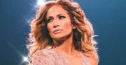 Jennifer Lopez ze zmarszczkami i przebarwieniami. Do sieci wypłynęło niekorzystne zdjęcie gwiazdy, które zburzyło jej idealny wizerunek