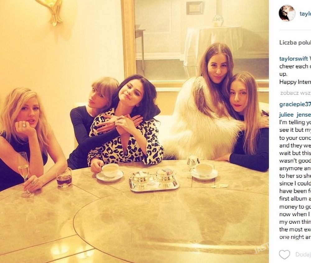 Wnętrze domu Taylor Swift

Fot. Instagram.com