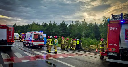 Poważny wypadek na skrzyżowaniu DK10 i DK 11 w Pile