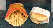 Ostatni burger na Islandii z McDonald`s ma już 13 lat i prawie w ogóle się nie postarzał