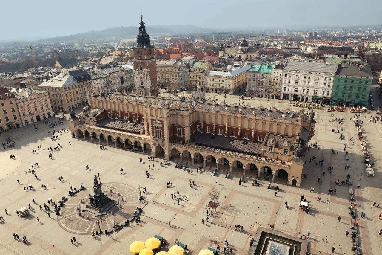 Można wynająć kram w krakowskich Sukiennicach. Po raz pierwszy od 24 lat!