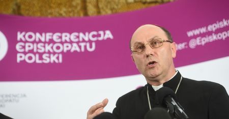 Film Tomasza Sekielskiego. Jest reakcja Episkopatu