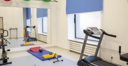 Rodzice skarżą się na ośrodek dla niepełnosprawnych. "Chcą autystów zamknąć w domu"