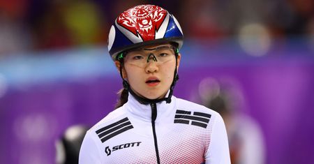 Trener łamał jej palce, "żeby poprawić wyniki". Zwyciężczyni olimpiady wybuchła płaczem w sądzie