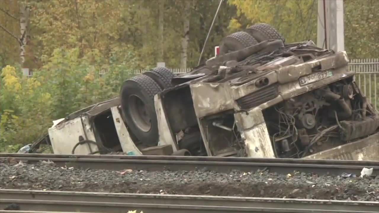 Rosja: 19 osób zginęło w kolizji autobusu i pociągu