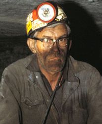 Tysiąc metrów pod ziemią spadły skały na górników