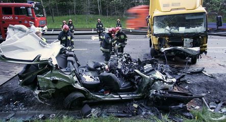 Tragedia na autostradzie - siedem osób zginęło