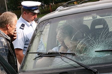 Policjanci chcą, by kierowcy przekraczając dwukrotnie prędkość tracili prawa jazdy