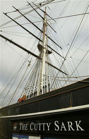 Spłonął kliper Cutty Sark - duma Wielkiej Brytanii