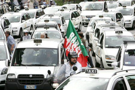 Bardzo trudno o taksówkę we Włoszech