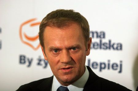 Nowak: wtorek to dobry termin na debatę Tusk-Kwaśniewski