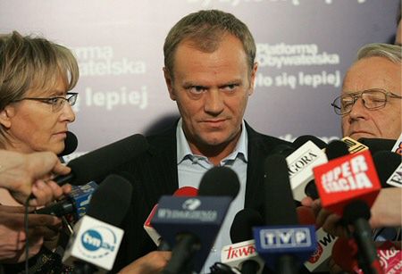 Tusk: wyciekiem "listy 500" rząd próbuje zakryć problemy