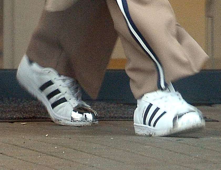 Małgorzata Rozenek wraca z zakupów