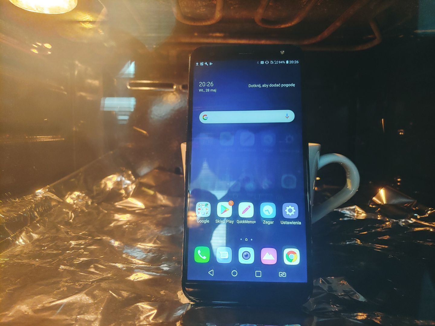 LG K40 