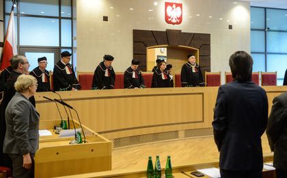 Nakonieczny: TK zabrakło odwagi, by oderwać się od polityki