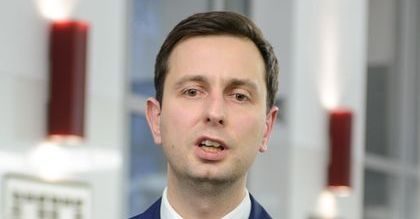 Minister chwali się na twitterze. Otrzymasz nawet 10 tysięcy zł