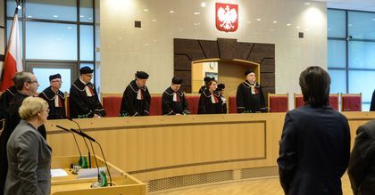 Nakonieczny: TK zabrakło odwagi, by oderwać się od polityki