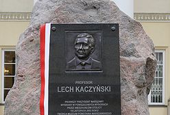 Pomniki i tablice ku czci ofiar katastrofy smoleńskiej