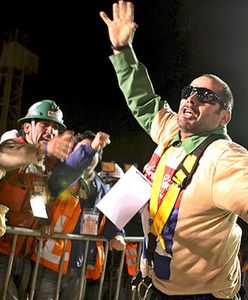 Kolejni górnicy na powierzchni - świat wstrzymał oddech