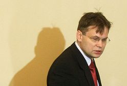 Poseł Mularczyk nie pozwie b. prezesa TK, bo nie ma adresu