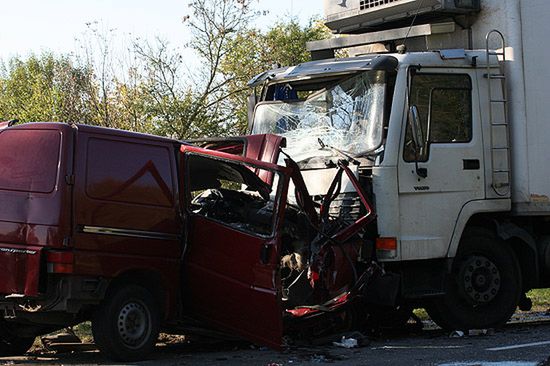 Szokujące zeznania: świadek obejrzał wypadek i odjechał